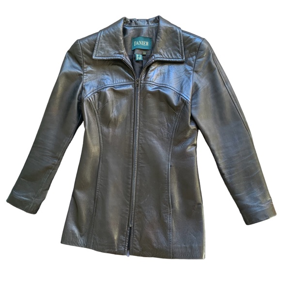 Danier Vintage Leather Jacket - Picture 3 of 8